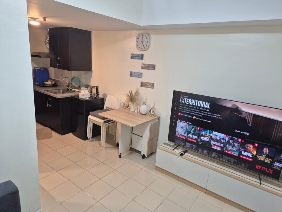TV and multimedia, Evening entertainment