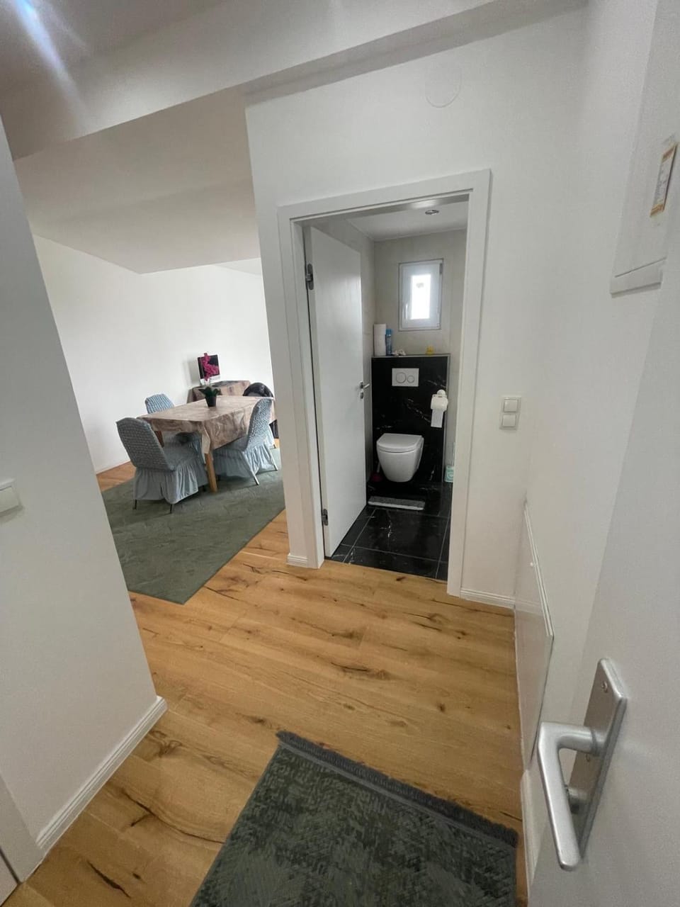 Living room, Photo of the whole room, Seating area