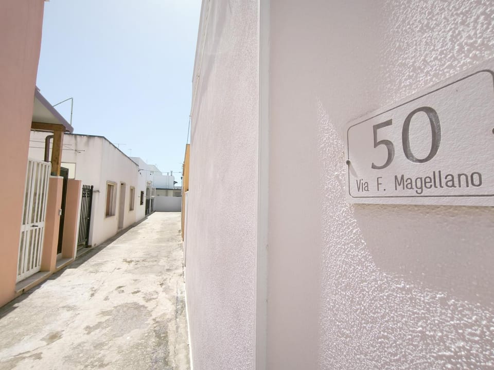 Day, Neighbourhood, Street view