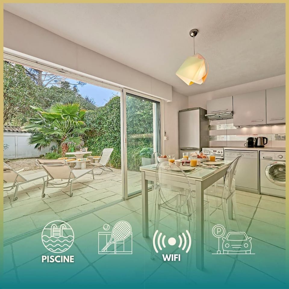 Patio, Kitchen or kitchenette, stove