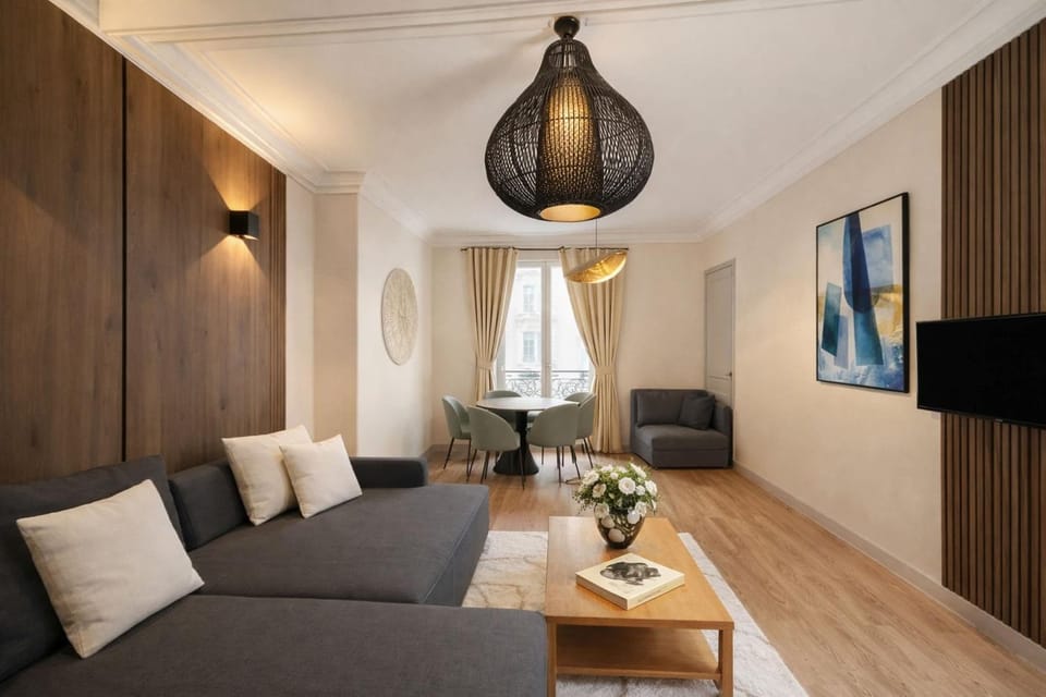 Communal lounge/ TV room, TV and multimedia, Living room, Seating area
