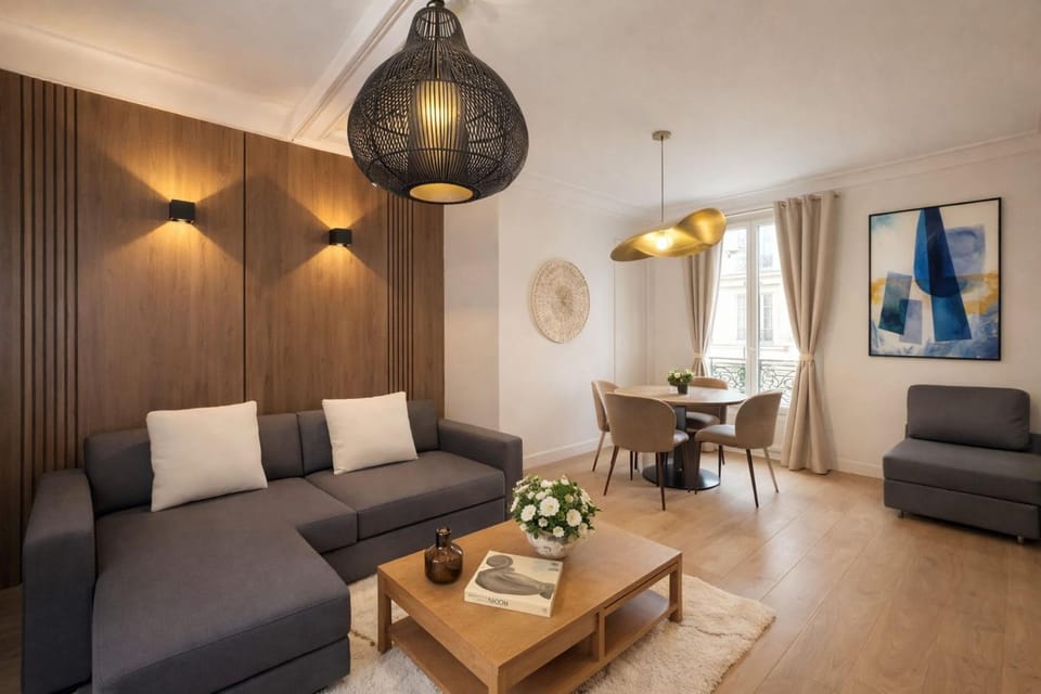 View (from property/room), Living room, Seating area, Dining area