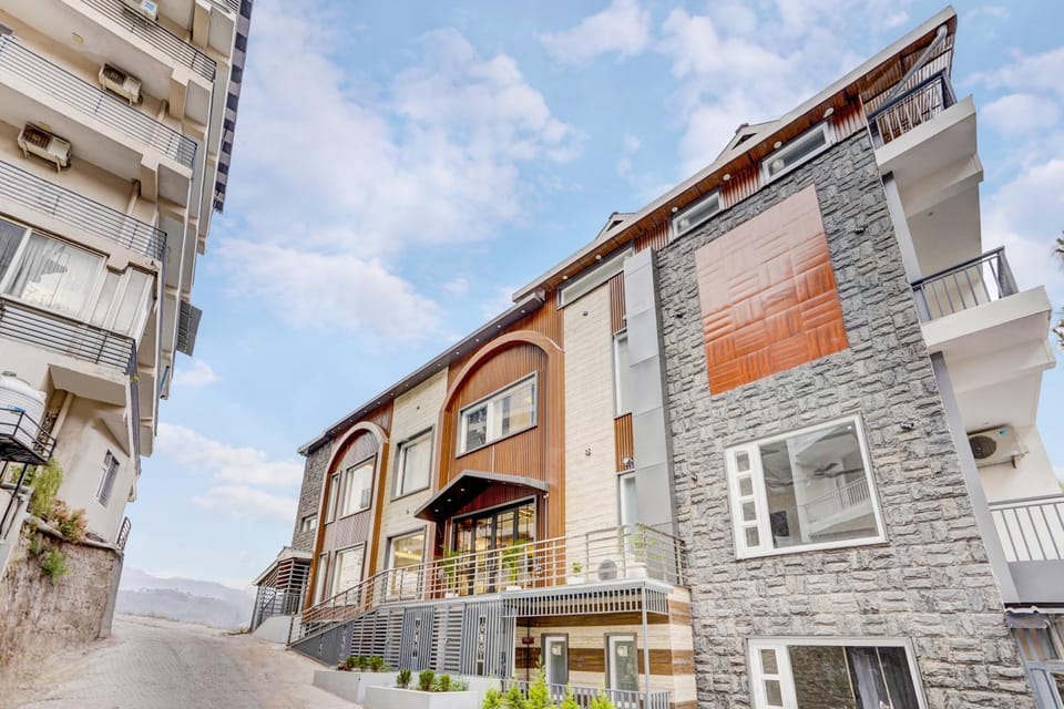 Alaya Stays Serene Woods Retreat With Lift & Restaurant Amid Nature Hotel in Himachal Pradesh