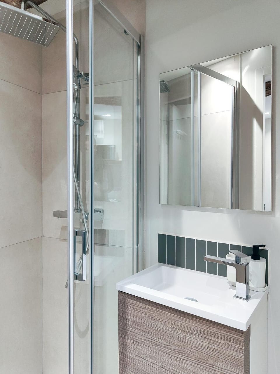 New! Le zola studio lumineux en centre ville Apartment in Aix-en-Provence