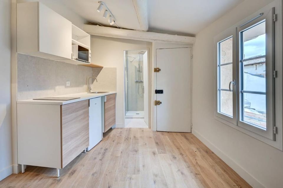 New! Le zola studio lumineux en centre ville Apartment in Aix-en-Provence
