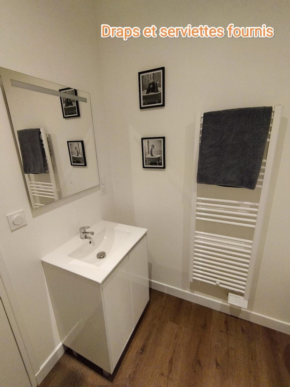 T1 de standing sur le port Apartment in Étel