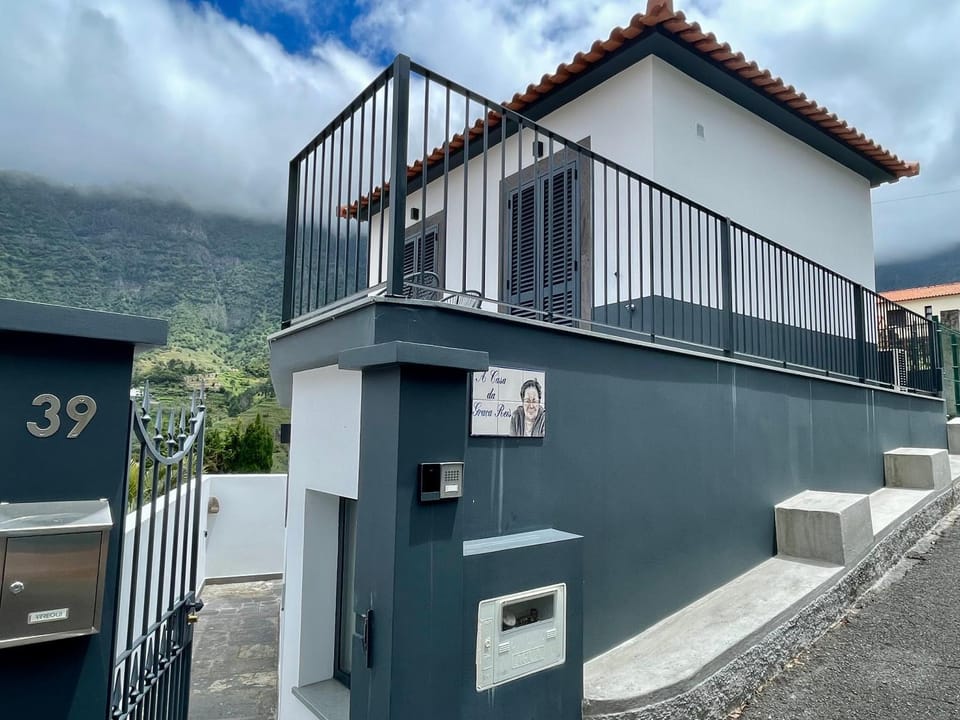 Property building, Mountain view