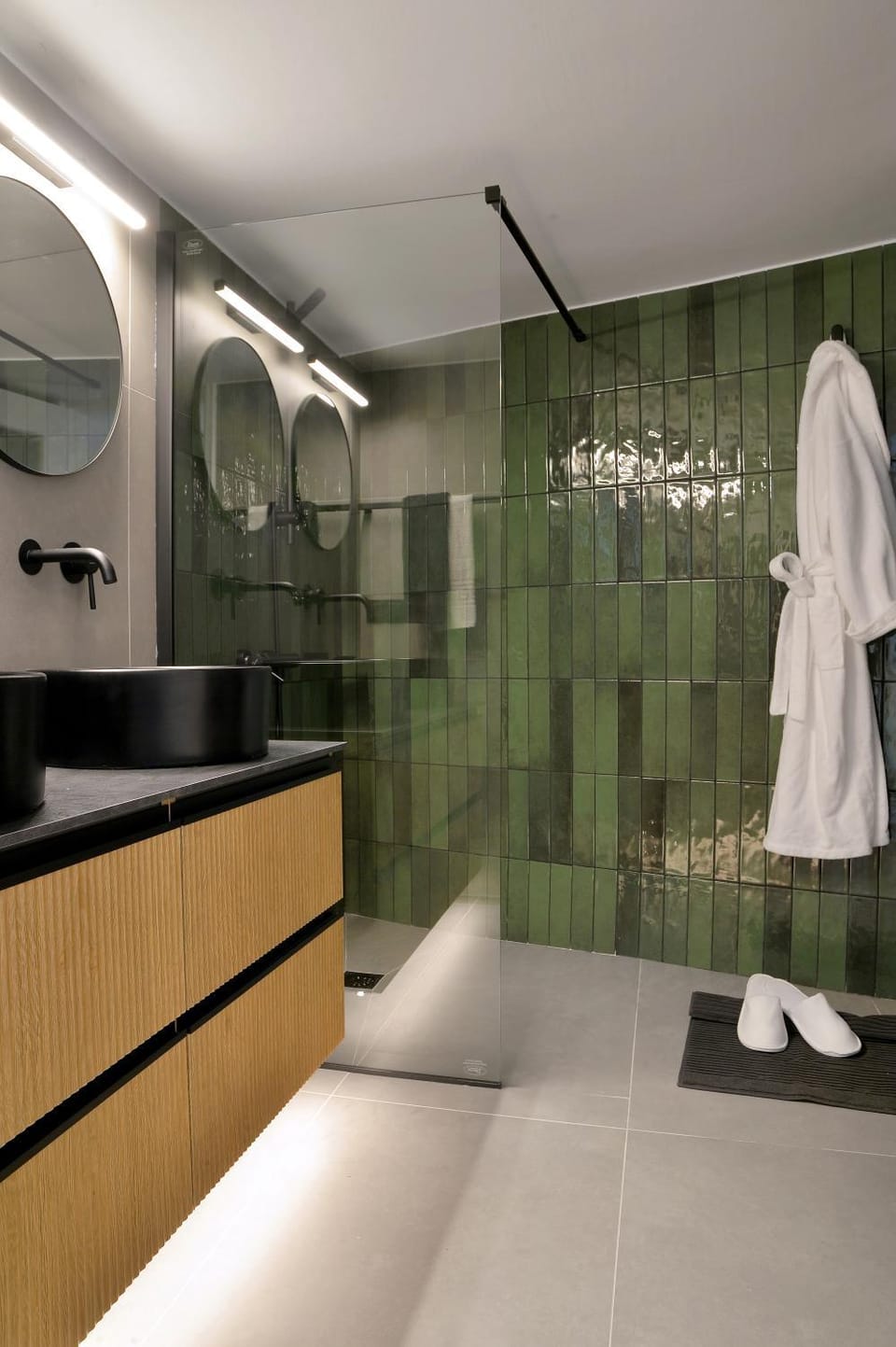 Shower, Bathroom
