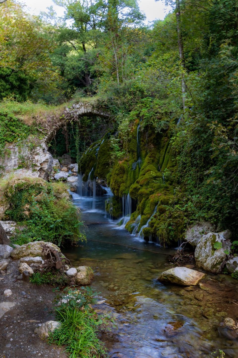 Nearby landmark, Natural landscape, Hiking, River view