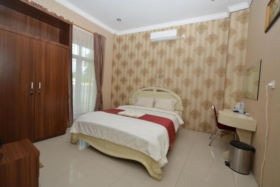 Hotel Alifa Syariah Bed and Breakfast in Padang