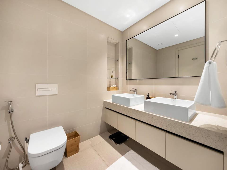Toilet, Bathroom