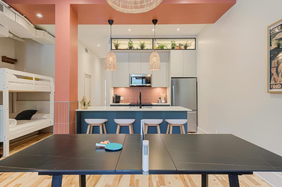 Table tennis, Decorative detail, bunk bed, kitchen