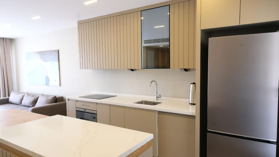 Kitchen or kitchenette, oven