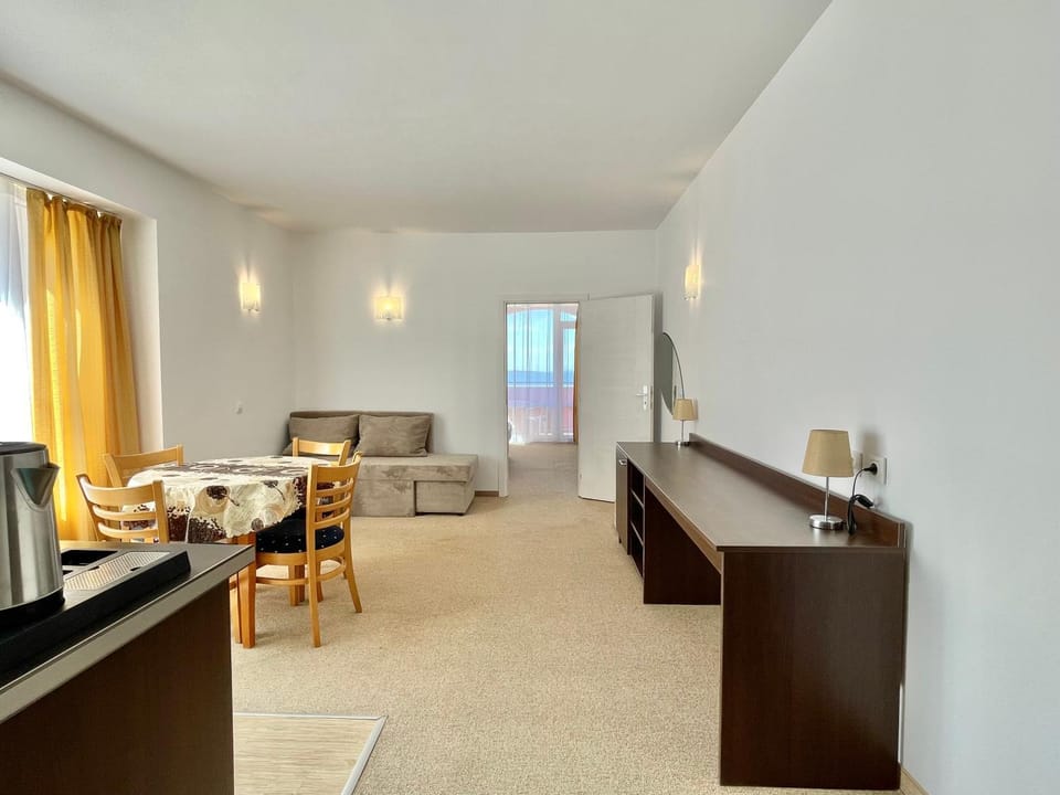 Carina Beach - Private apartment - BSR - 2 Apartment in Sunny Beach