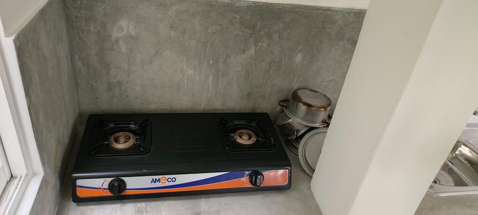Kitchen or kitchenette, kitchen