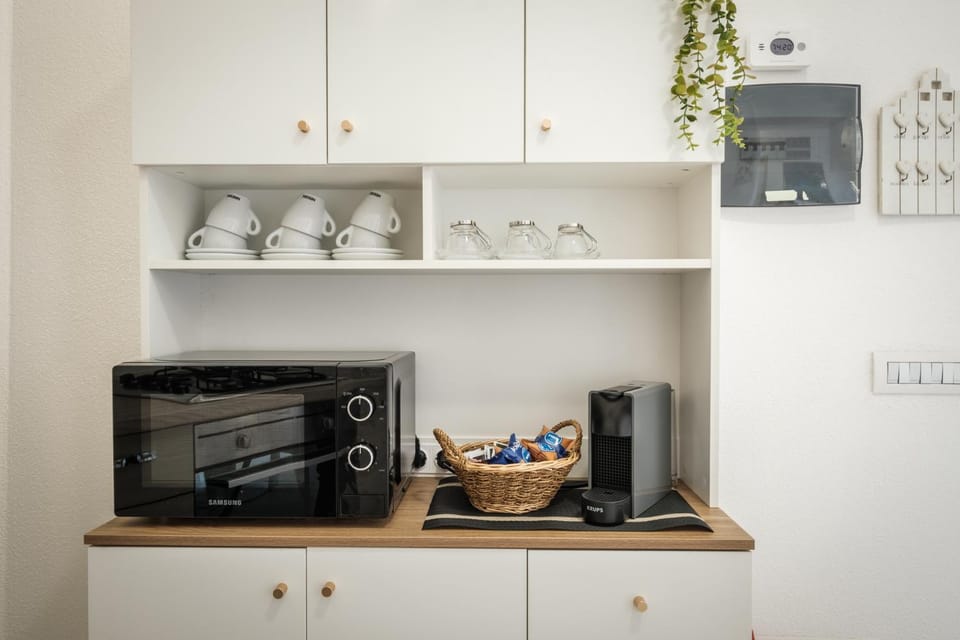 Coffee/tea facilities, Kitchen or kitchenette