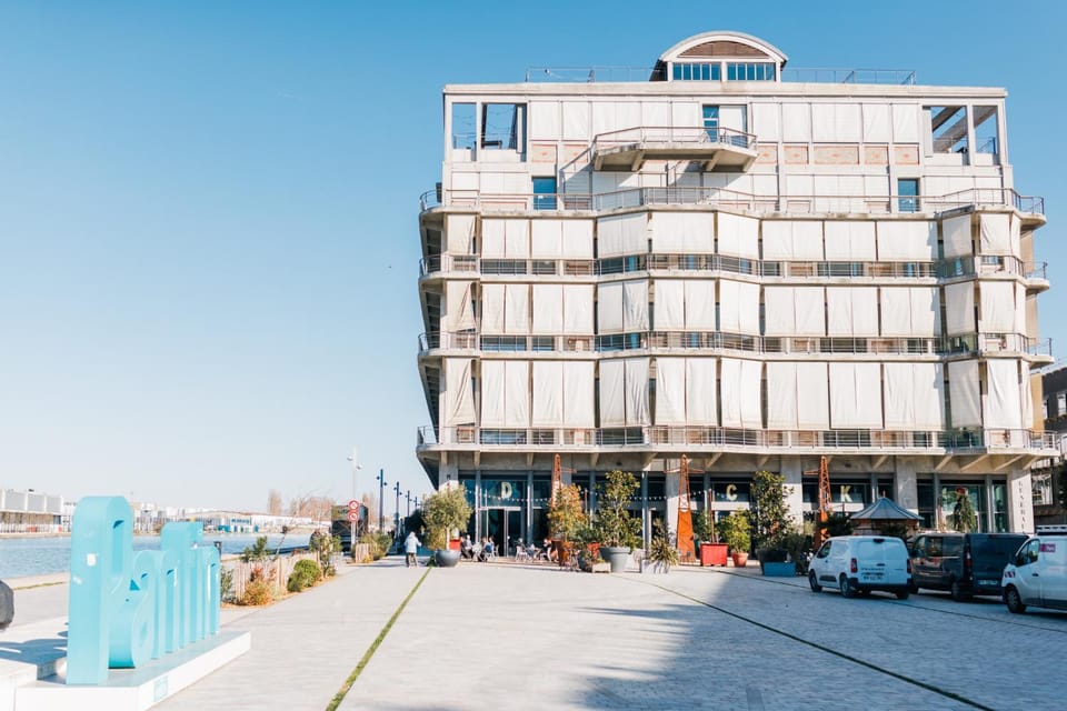 Agréable deux pièces ensoleillé, à 15 minutes de Paris, Apartment in Pantin