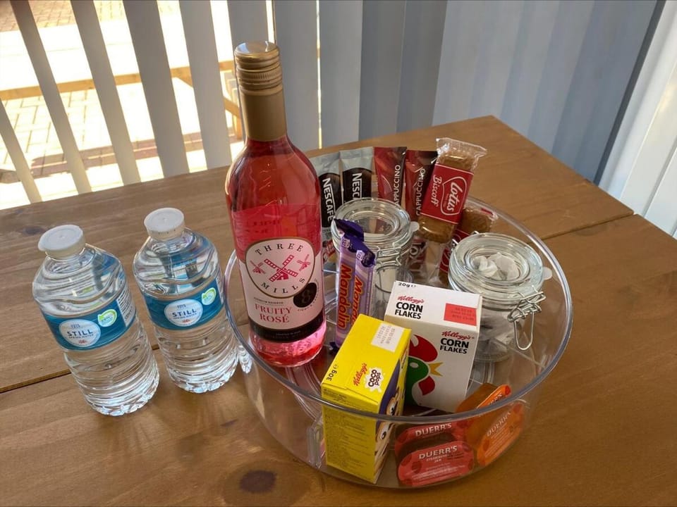 Apartment Close To Porth Beach Apartment in Newquay