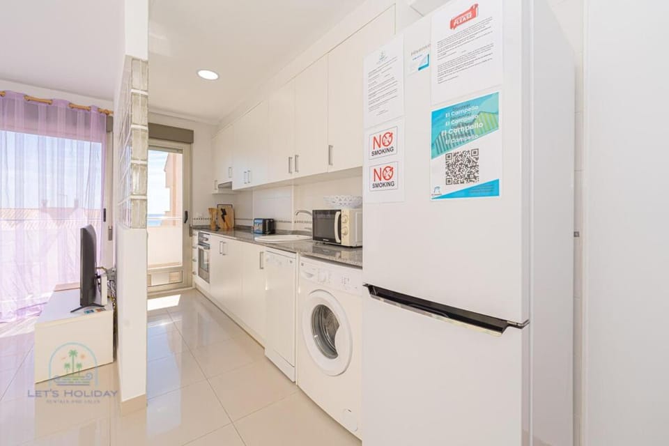 Beachside Penthouse La Red Edward Apartment in El Campello