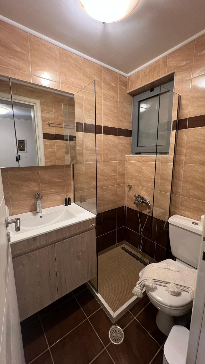 Shower, Bathroom