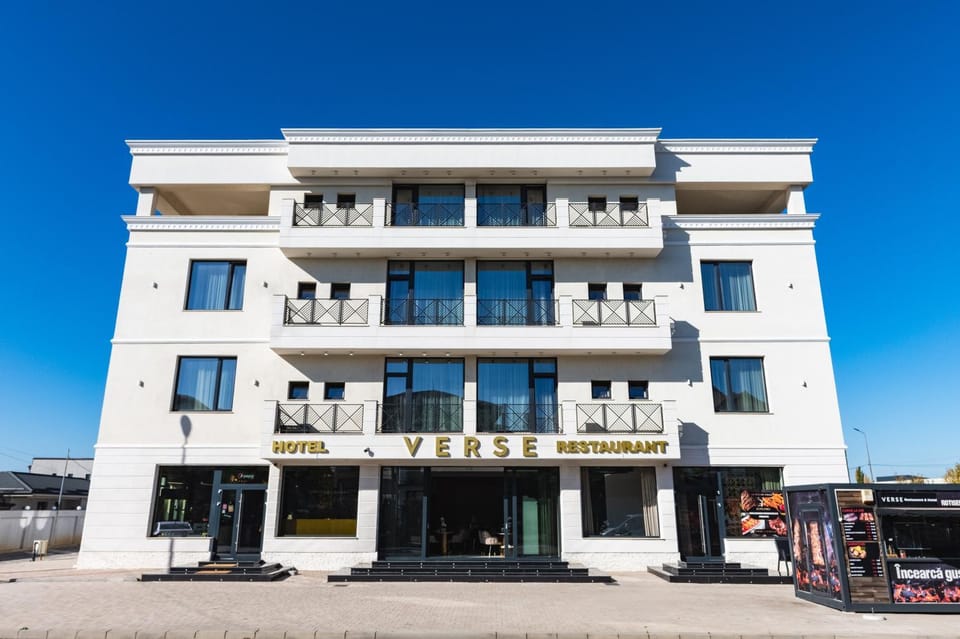 Property building, Day, Location, Parking
