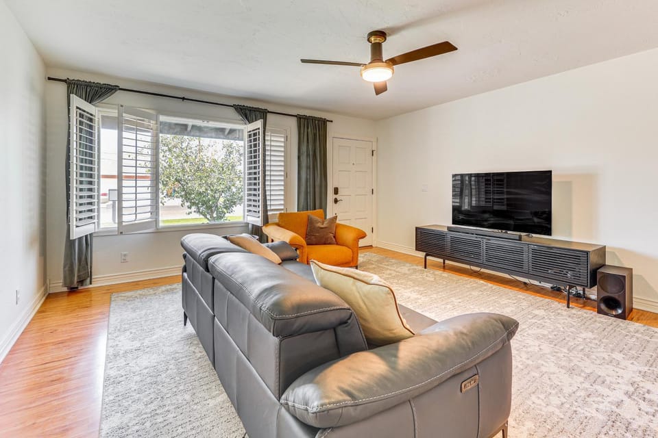 3 Mi to Dtwn Shops & Eats: Mesa Home w/ Pool! House in Mesa