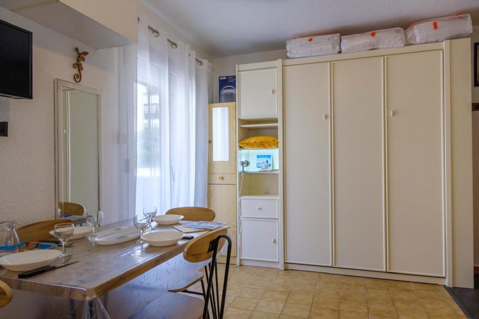 Studio with balcony 50 m from the beach Apartment in Sainte-Maxime