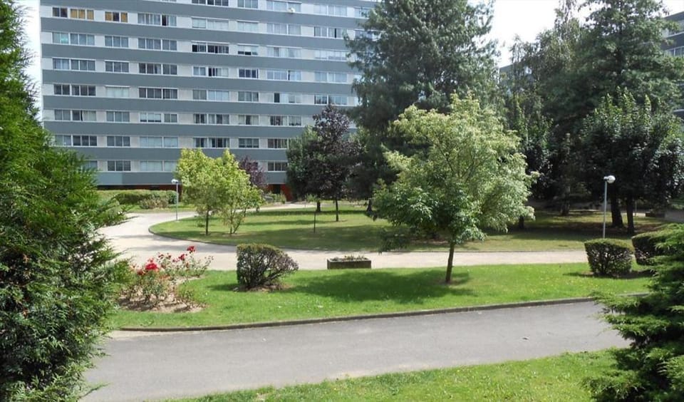 Property building, Garden