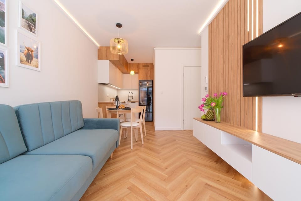 Kitchen or kitchenette, Living room, Seating area