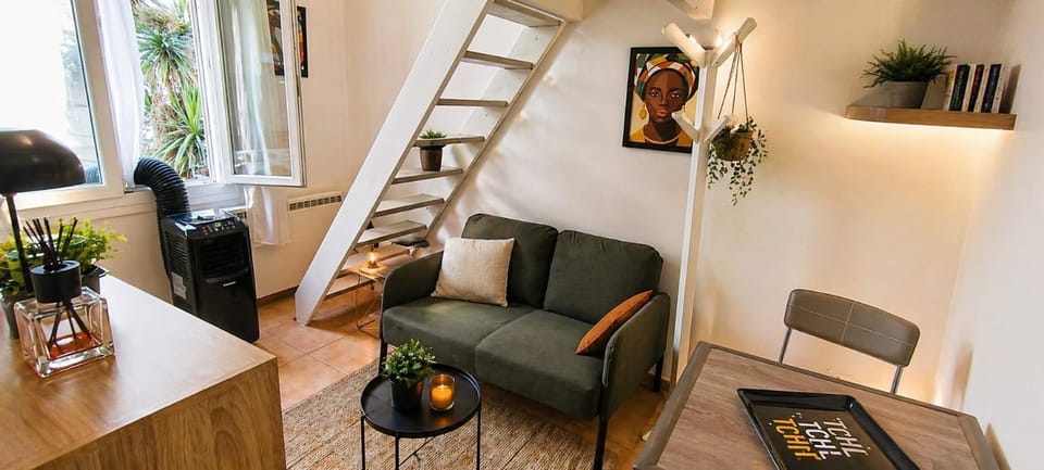 joli studio proche tram et au calme Apartment in Nice