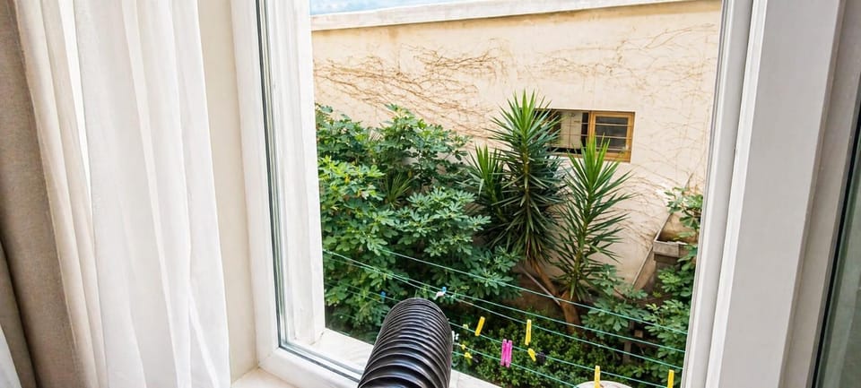 joli studio proche tram et au calme Apartment in Nice