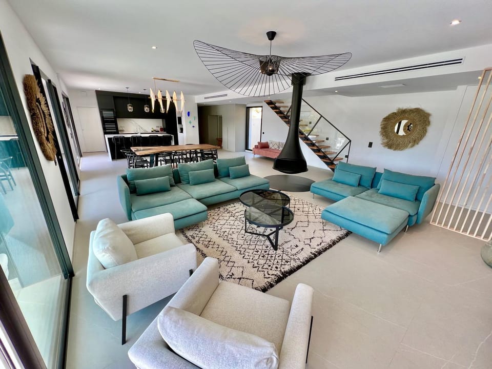 Communal lounge/ TV room, Living room, Lounge or bar