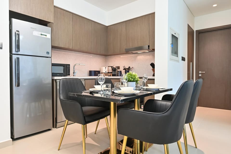 Kitchen or kitchenette, Dining area, dishwasher, oven, stove