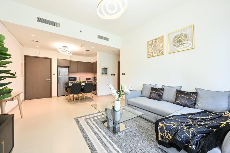 Living room, Dining area, air conditioner