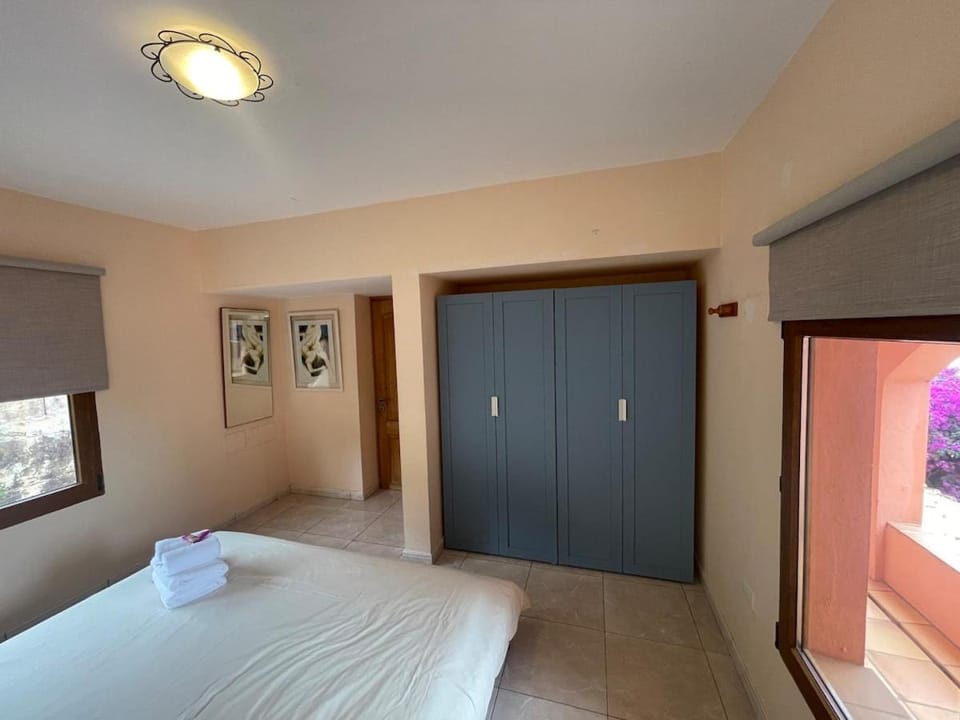 Bed, Bedroom, wardrobe