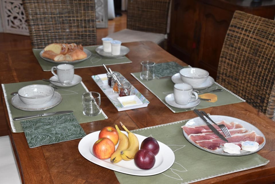 L'orée de la grésigne Bed and Breakfast in Cordes-sur-Ciel