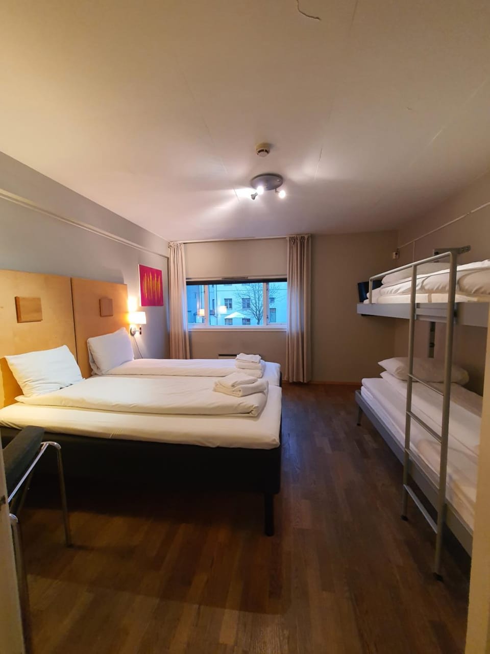 Property building, Photo of the whole room, Bedroom, bunk bed