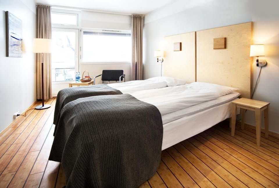 Bed, Floor plan