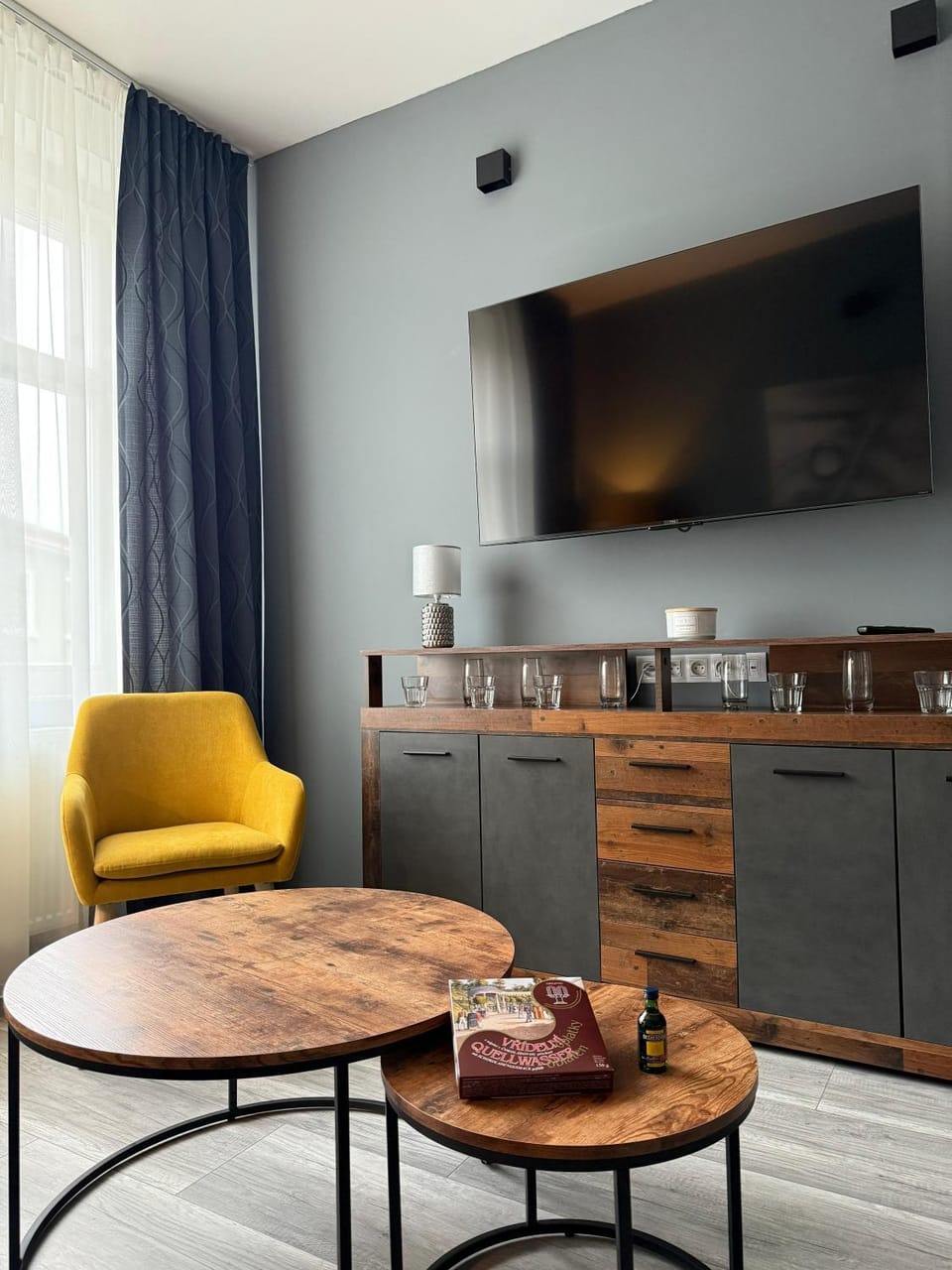 TV and multimedia, Living room