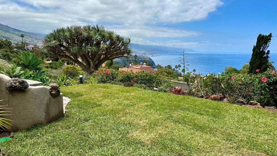 Natural landscape, Garden, Garden view, Mountain view, Sea view