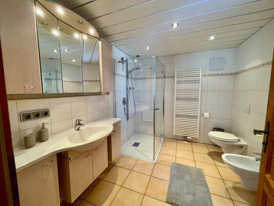 Ferienhaus Alpenherz Sommer-Bergbahnen-kostenlos House in Oberstdorf