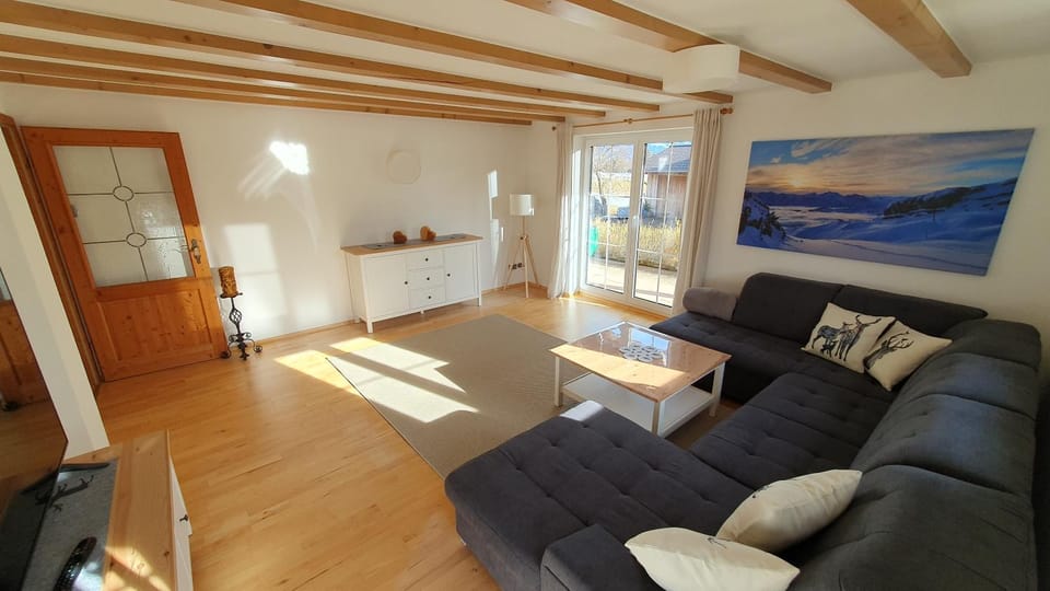Ferienhaus Alpenherz Sommer-Bergbahnen-kostenlos House in Oberstdorf