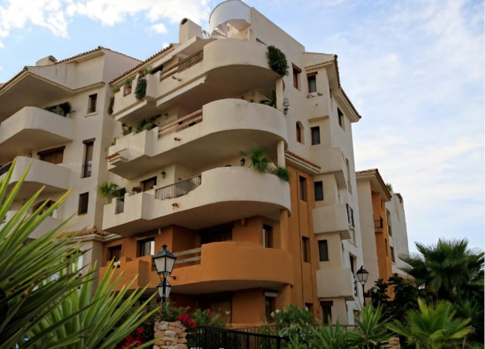 Stylish penthouse with private panoramic rooftop terrace Apartment in Vega Baja del Segura