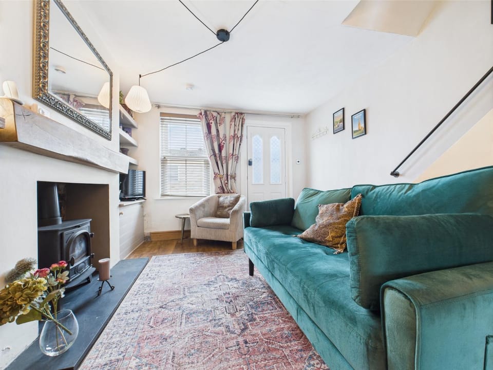 TV and multimedia, Living room, Seating area, internet