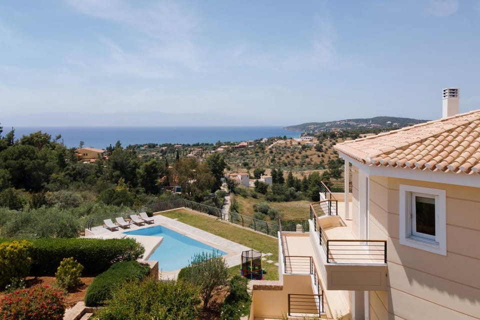 Property building, Nearby landmark, Day, Natural landscape, Mountain view, Pool view, Sea view, Swimming pool