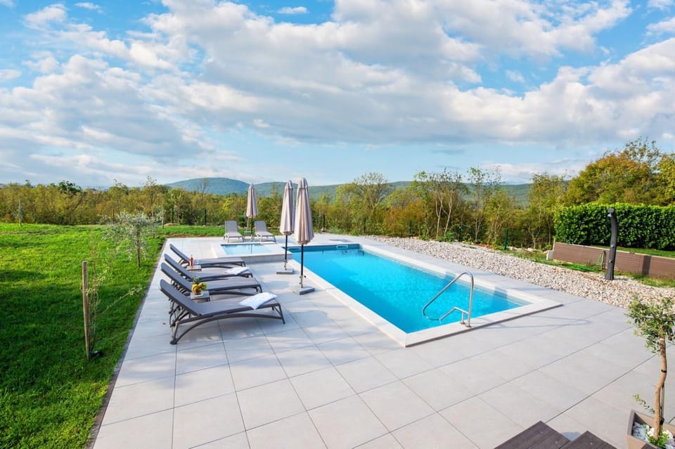 Garden, Garden view, Pool view, Swimming pool, Swimming pool, sunbed
