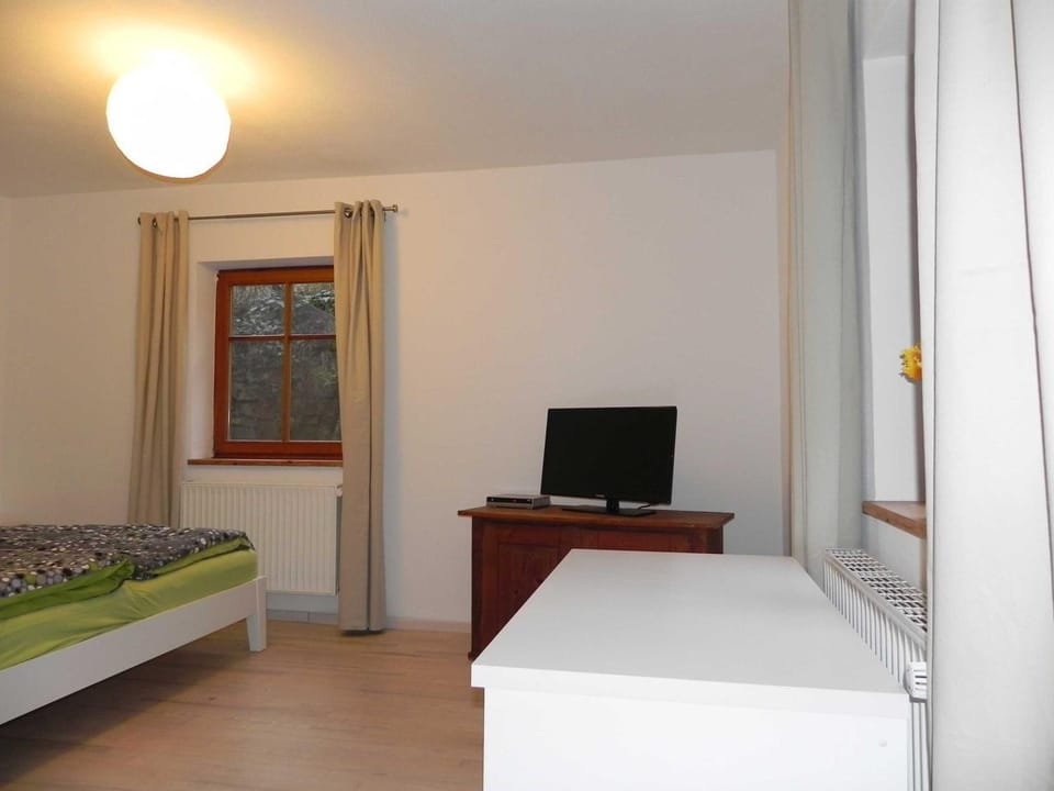 TV and multimedia, Photo of the whole room