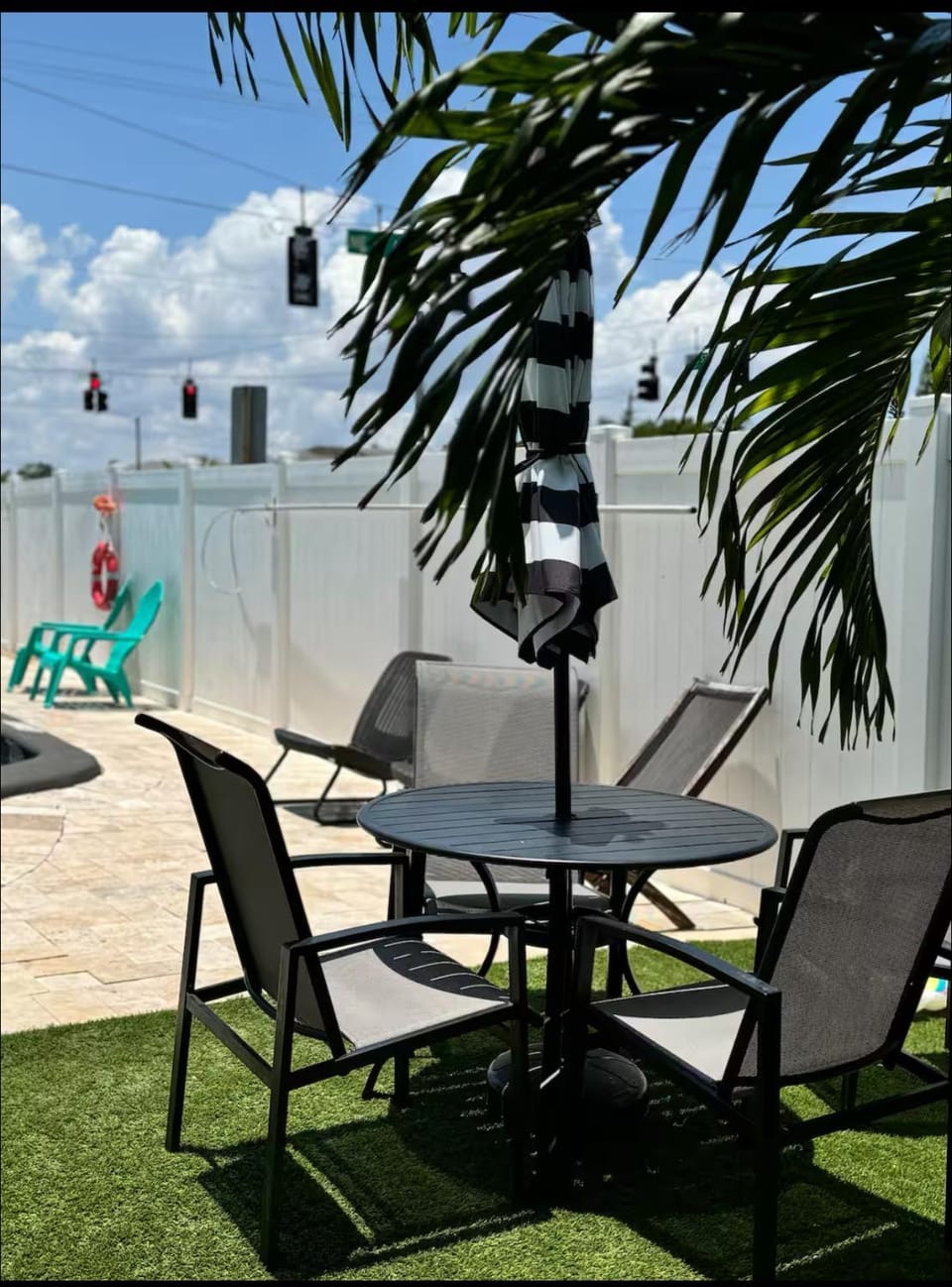 Luxury Beach - Resort for 6 ppl with pool Apartment in Oakland Park