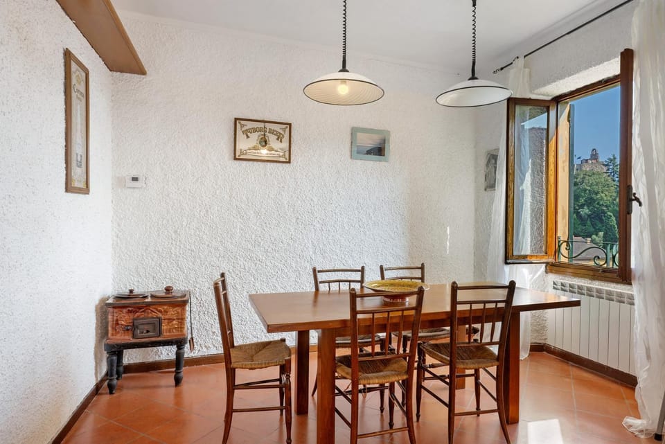 Luca Via Gavazzo 18 Apartment in Bonassola