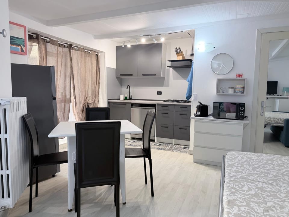 il Melograno Guest House Apartment in Marina di Carrara